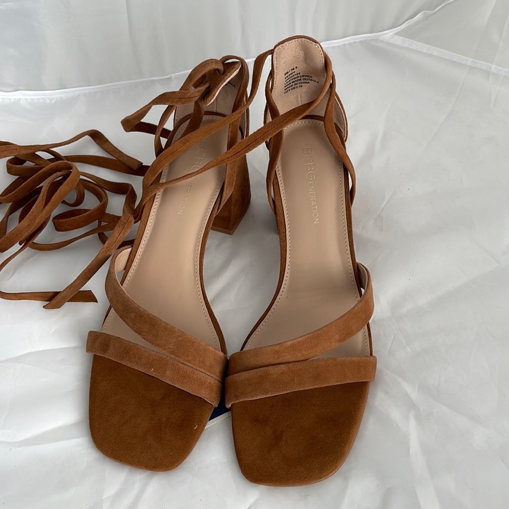BCBGeneration Debby Suede Block Heel Sandals (Sz 8) - never worn